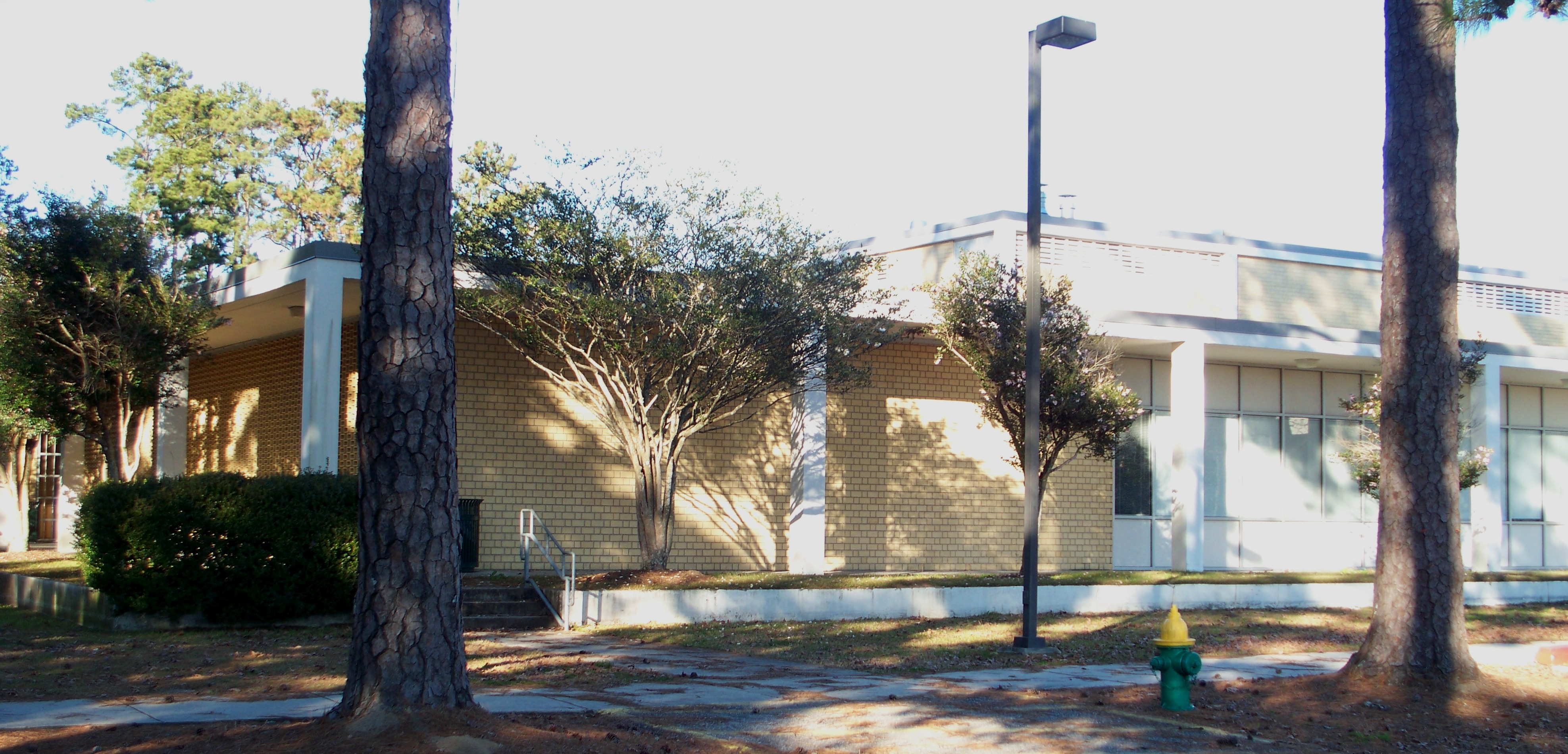 Garrett Hall, sede de la Facultad de Negocios en el campus de Southeastern Louisiana University en Hammond, Luisiana